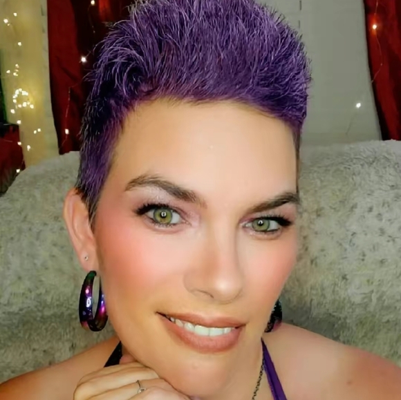 Meet your Posher, Shannon - Picture 1 of 1